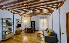 Apartamento Con Encanto Junto A La Plaza Mayor